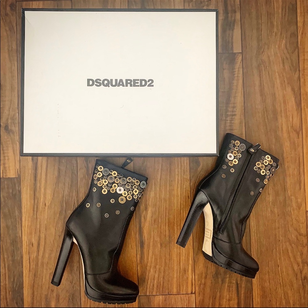 BRAND NEW DSQUARED2 Black Studded Ankle Boots